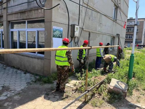 鞍山三車廠老舊小區改造項目率先開工，打造精品惠民工程